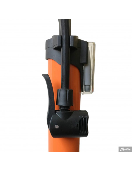 Cykelpump Typhoon med mätare Golvpump