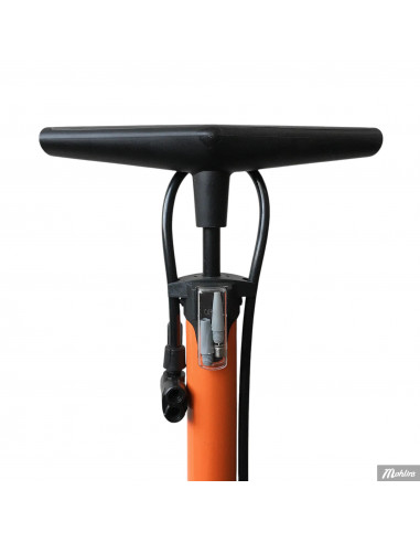 Cykelpump Typhoon med mätare Golvpump